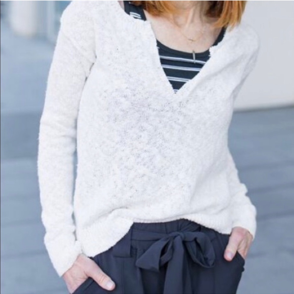 Athleta Weekend Pullover Sweater Split V-Neck Textured Sweater - Cream